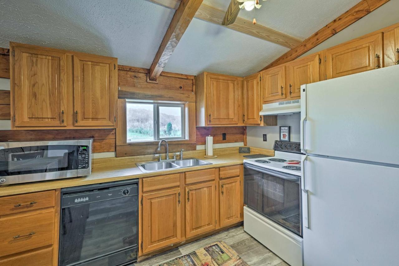 Rogersville Barn Apartment On 27 Acres With Pond! Exterior photo