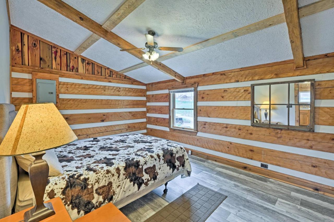 Rogersville Barn Apartment On 27 Acres With Pond! Exterior photo